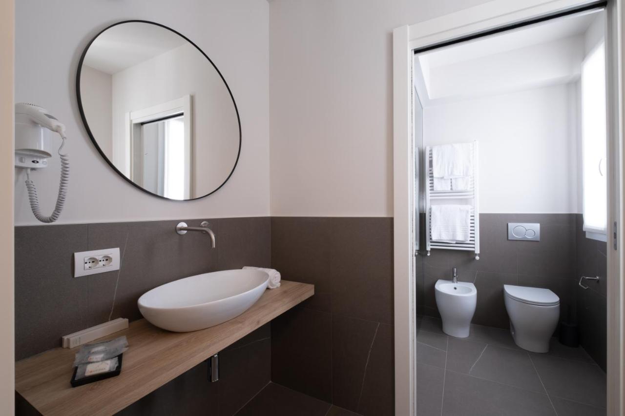 Zeta T Rooms Castellarano Extérieur photo
